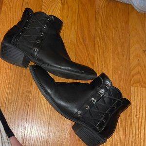Detailed black booties